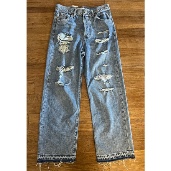 Levi's Ultra High Rise Distressed Ribcage Straight Ankle Jeans Light Wash Sz 28 - Picture 2 of 5